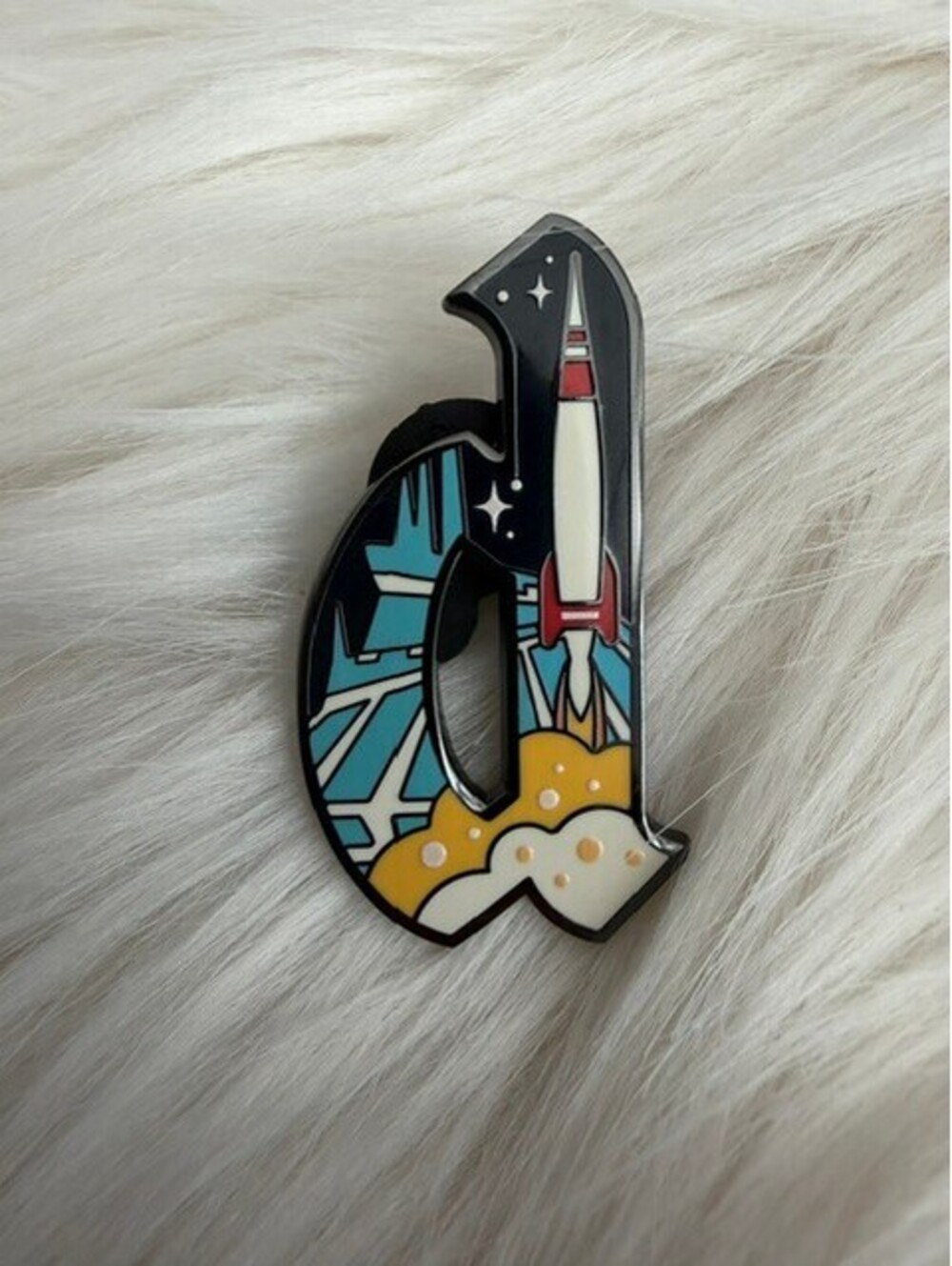 2026 MAGIC KINGDOM LETTER PIN- LETTER D- SPACE MOUNTAIN